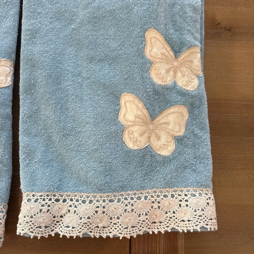 2 Avanti Bath Towel Blue Butterflies vintage Embellished 50x26 Cotton Set